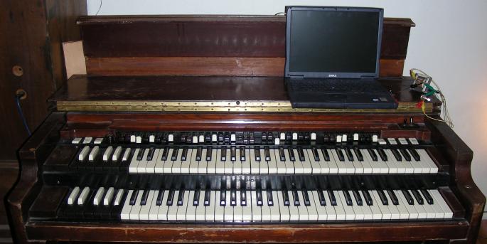 Hammond B3 and Laptop